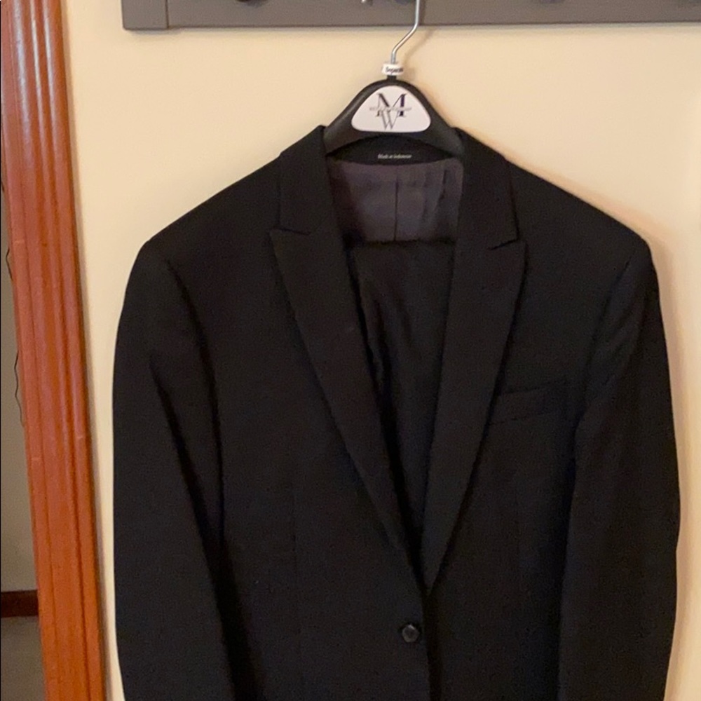 Men’s Warehouse suits